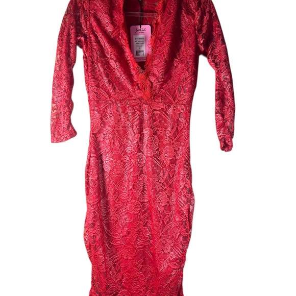 Elegant Red Lace Long-Sleeve V-Neck Dress. - Picture 2 of 4